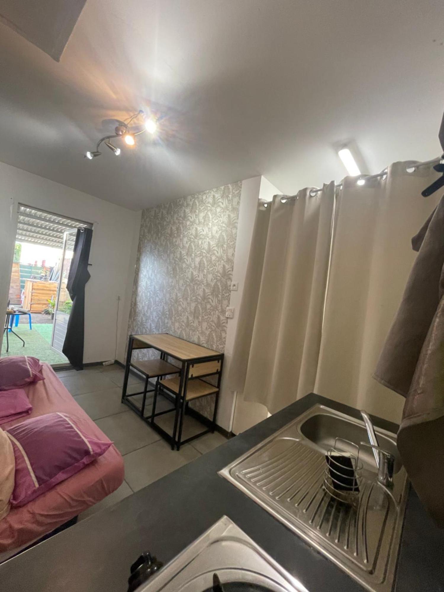 Mobilhome Pour 2 Personnes Le Tampon Eksteriør billede