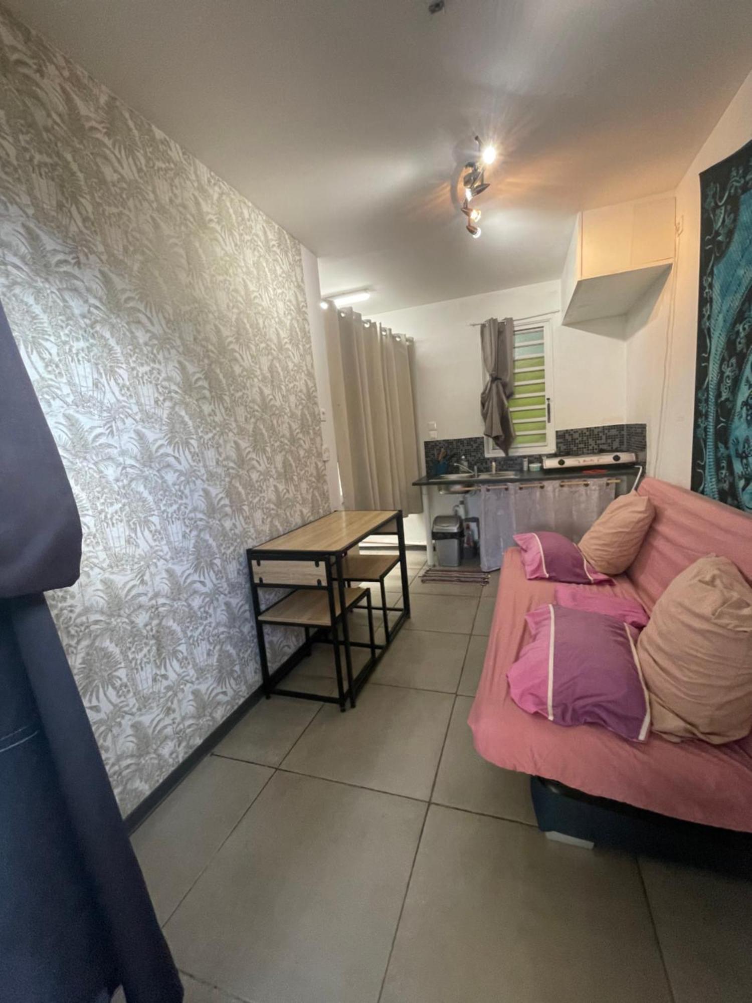 Mobilhome Pour 2 Personnes Le Tampon Eksteriør billede
